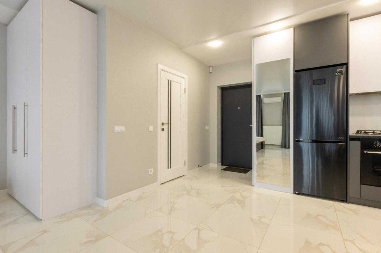 Vip Apartment Near Center Львов Экстерьер фото